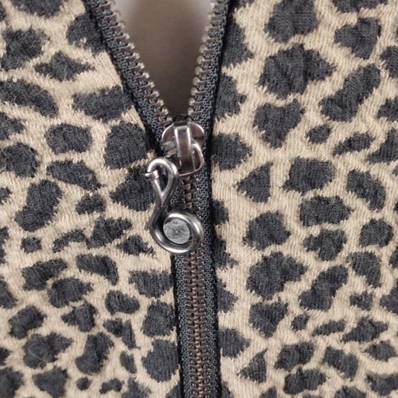 Samuel Dong Tan Black Leopard Print Funnel Neck Long Sleeve Midi Coat Dress - Picture 4 of 15